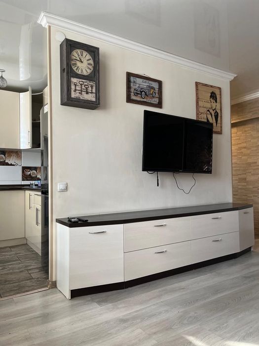 Абдирова 38 стильная, студия ,смарт