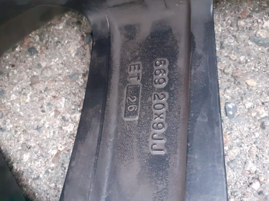 Комплект резины  r 20