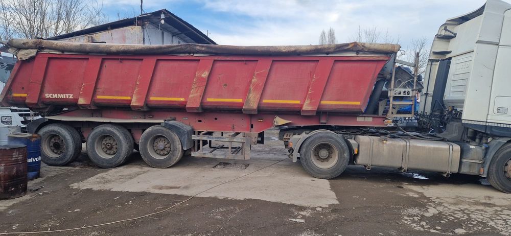 Vand ansamblu Iveco+semiremorca Schmitz