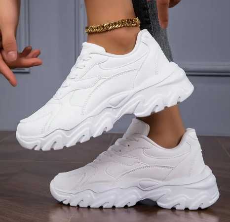 кроссовки женские