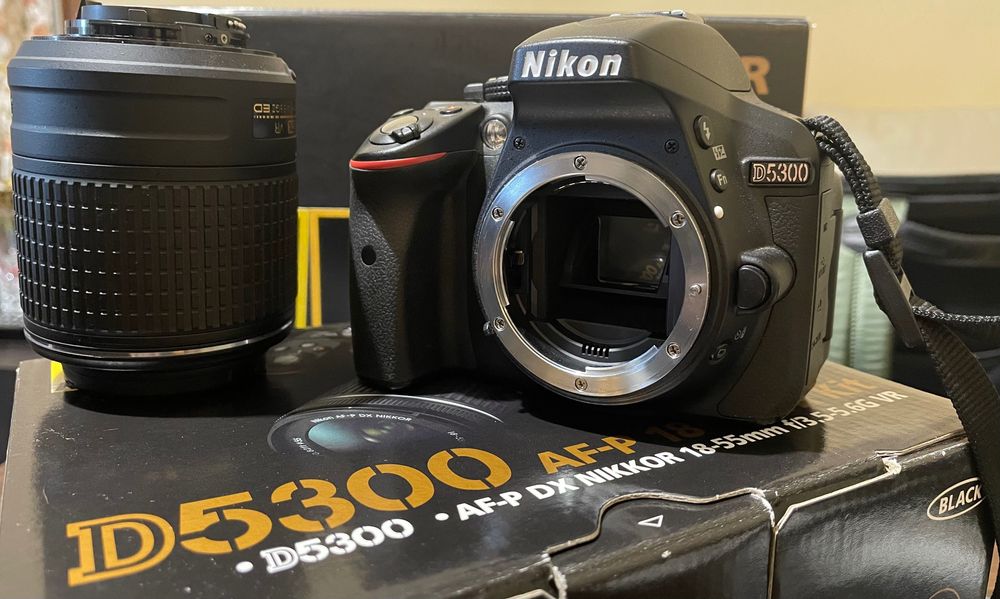 DSLR фотоапарат NIKON D5300+18-55 BLACK