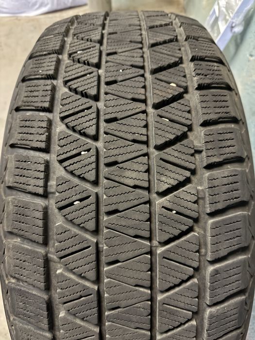 Bridgestone Blizzak DM-V3 275/50/R20