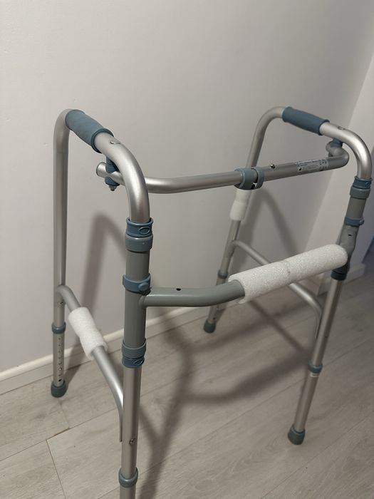 Cadru de mers în strare excelentă