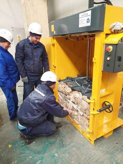 Presa de balotat deseuri s-h