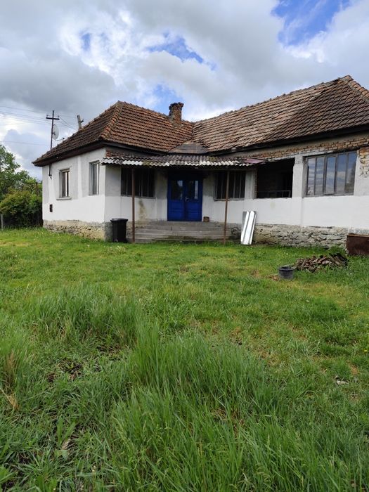 Vând casa din caramida