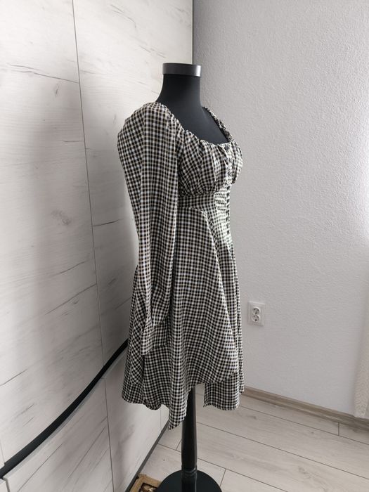 Rochie vintage carouri