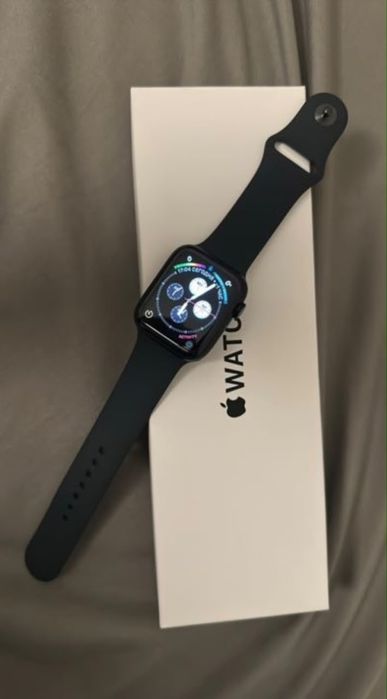 apple watch SE 44mm