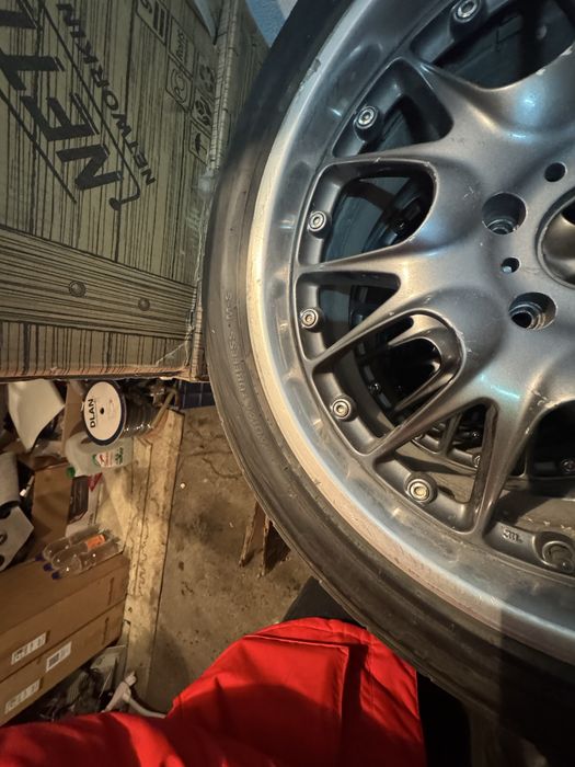 Диски R18 с шинами срочно (лето)