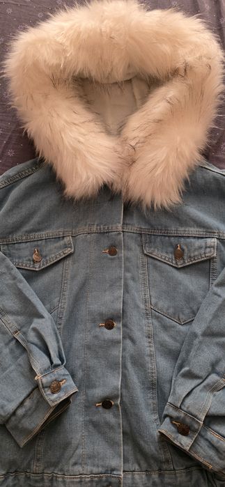 Тёплая джинсовая куртка женская.