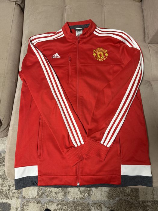 Горнище на Adidas-Man Utd