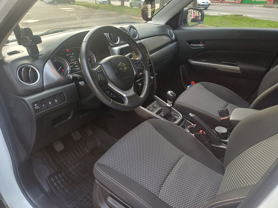 Suzuki Vitara 1.4 boosterjet 140cp ,93.500 km,reprezentanta Brașov,acc.schimb!!