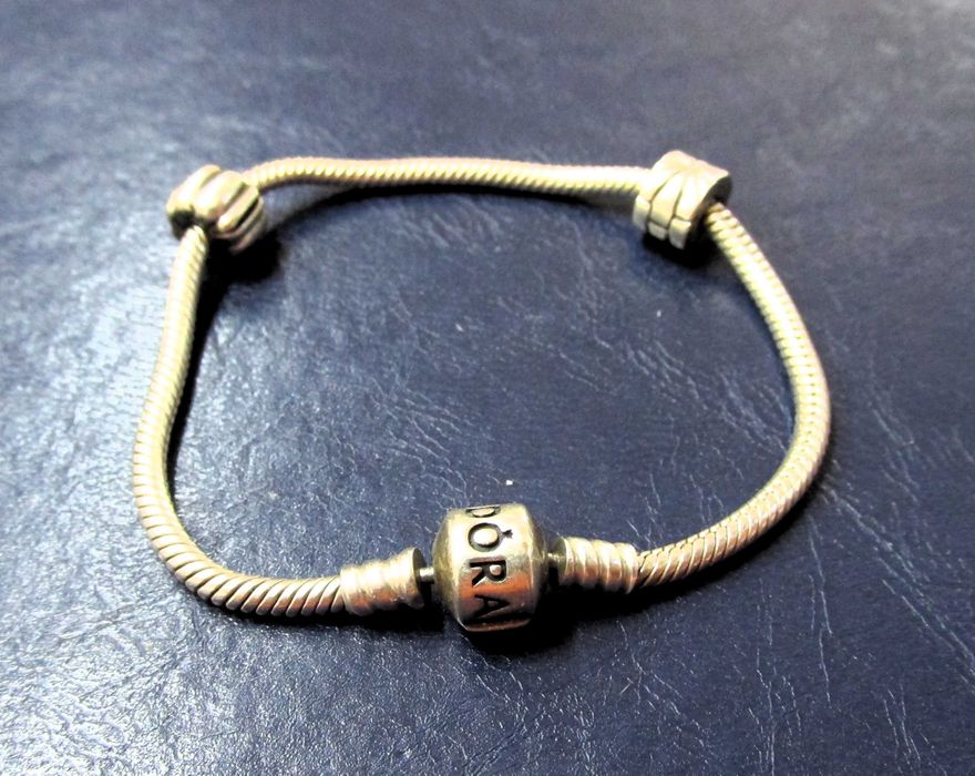 ОРИГИНАЛНА сребърна гривна  PANDORA