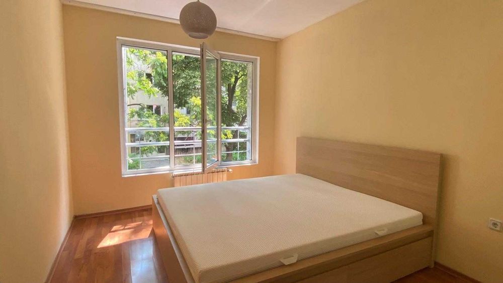 Дава се под наем Двустаен апартамент в София, Център - 50 кв.м за 499 € - Снимка #2