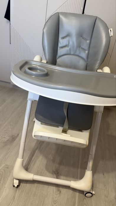 Детский стульчик для кормления