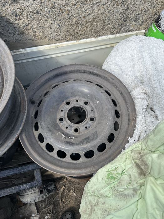 Диски штампы на бмв r15