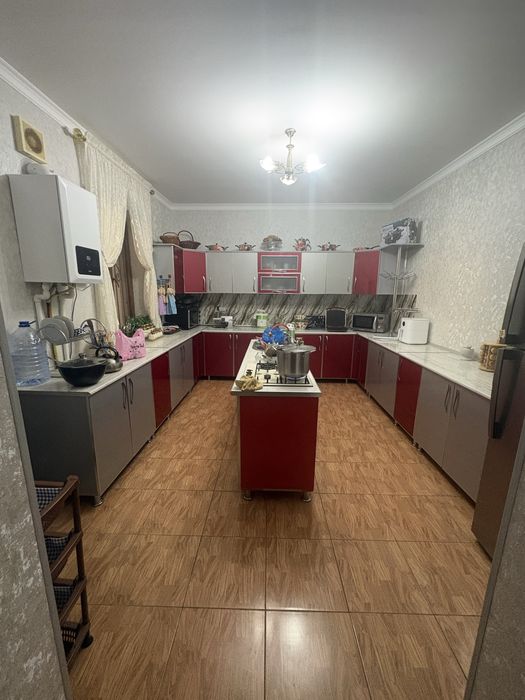 Кухонный мебель продается