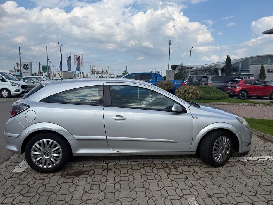 Vând Opel Astra GTC Oradea