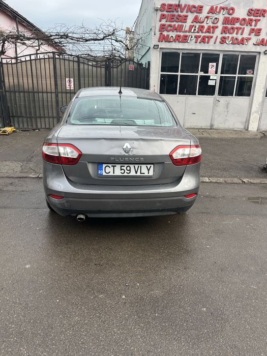 Renault fluence 2012