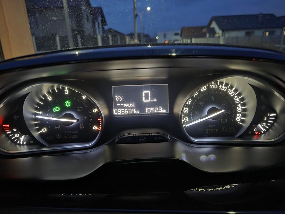 Peugeot 2008, an 2016, 94000 km, motor 1.6 bluehdi, euro 6
