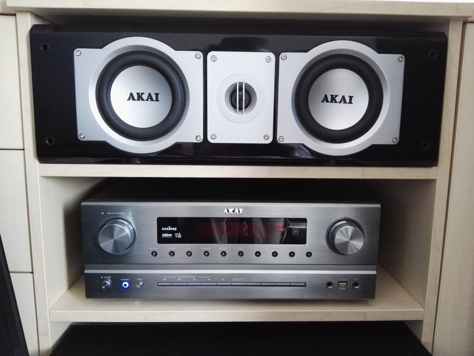 Sistem Audio Akai