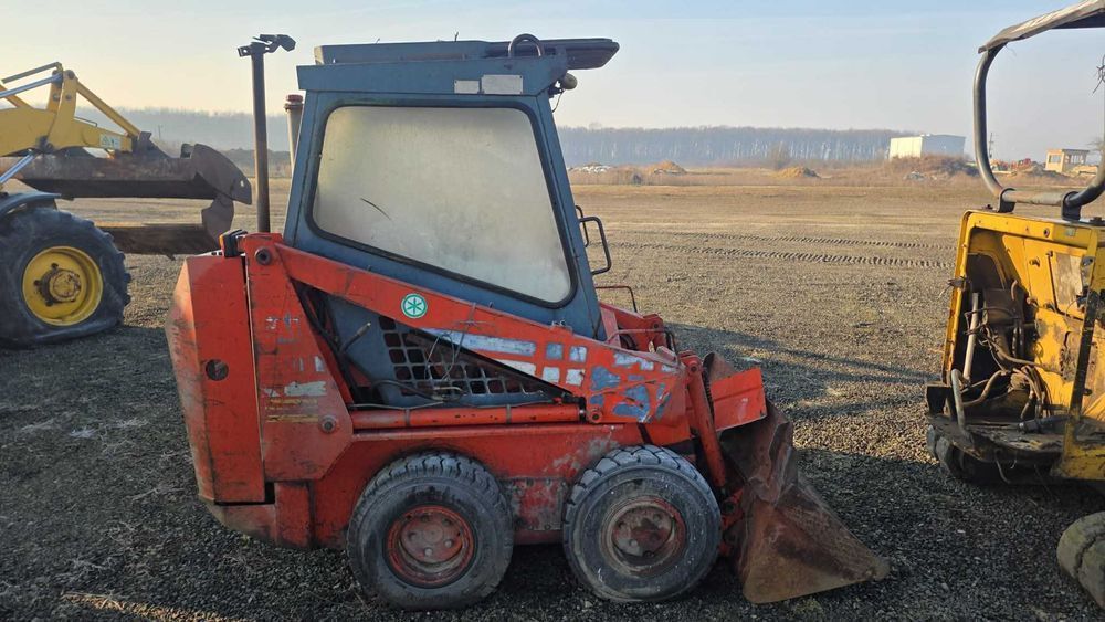 Cabina Bobcat FAI 330 PA