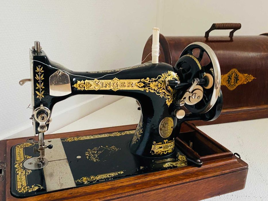 Mașină de cusut Singer 1916 – stare impecabilă, completă