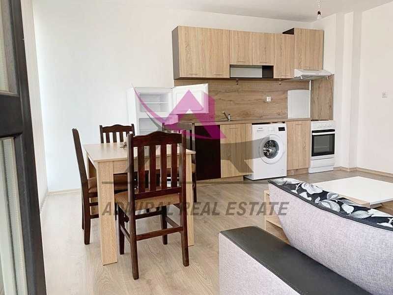 Тристаен -обзаведен -Победа