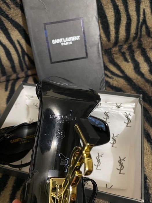 Tocuri YSL Marimile 37-38