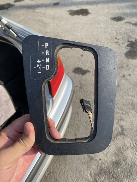 Продам ободок ручки АКПП на БМВ е46