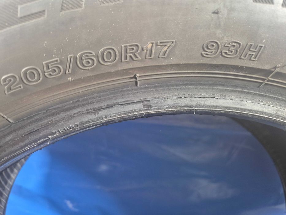 205/60/17 93h FIRESTONE