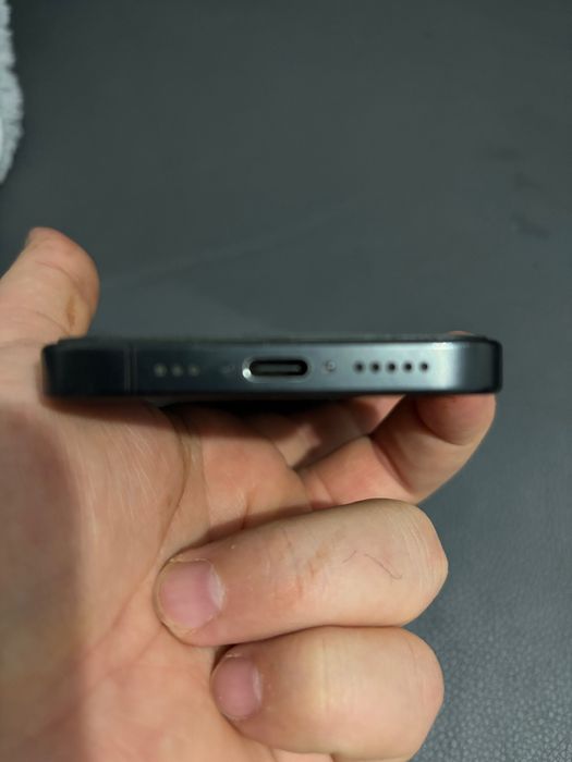 Iphone 15 pro 128 gb