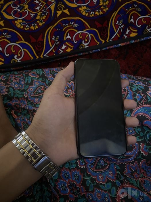 iPhone 11 holati ideal 128/79%