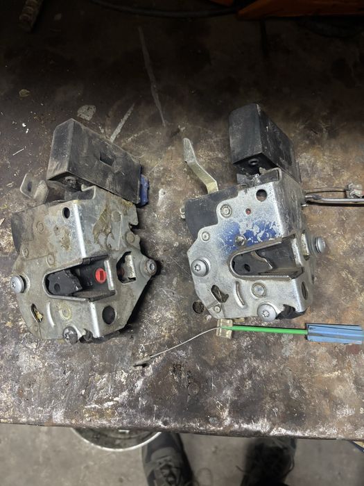 Продам на бмв е34