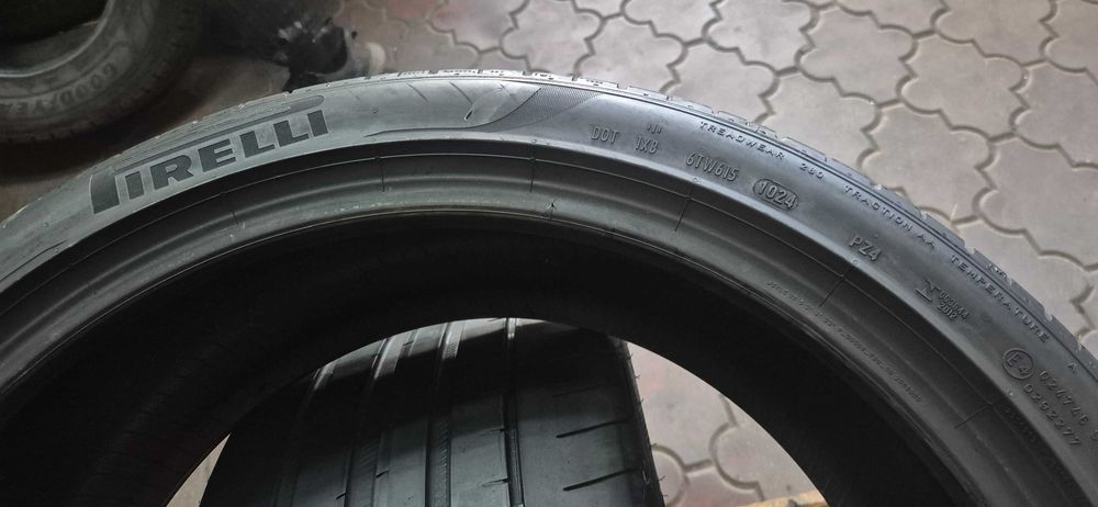 Pirelli 215/45/20