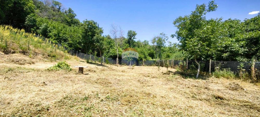 Продава се Парцел в к.к. Златни пясъци - 901 кв.м за 17 €/кв.м - Снимка #3