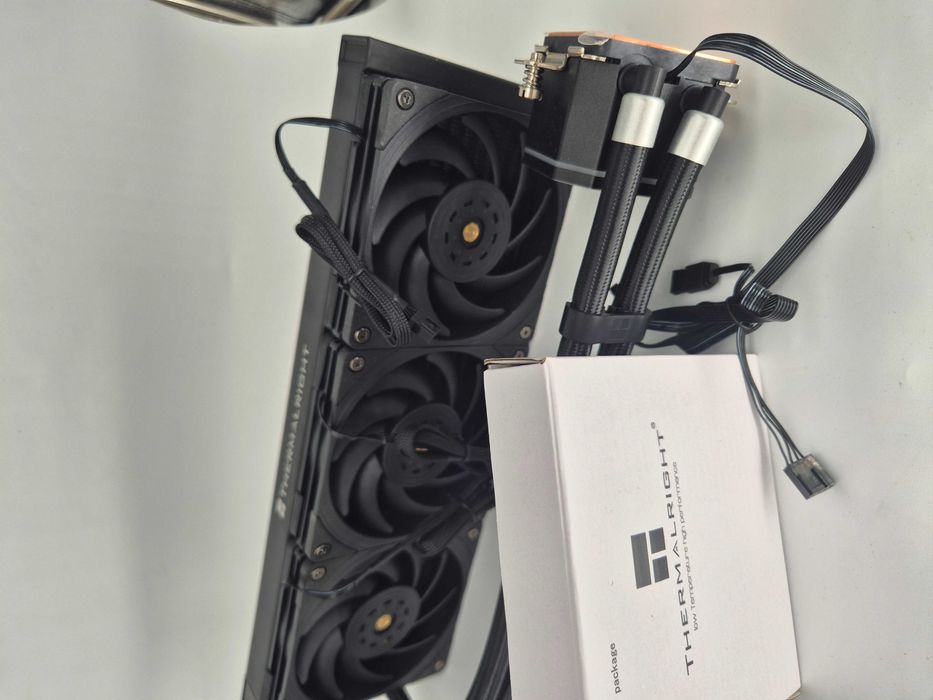 Cooler Lichid Thermalright Frozen Edge 360 Black NEMONTAT - Grad E