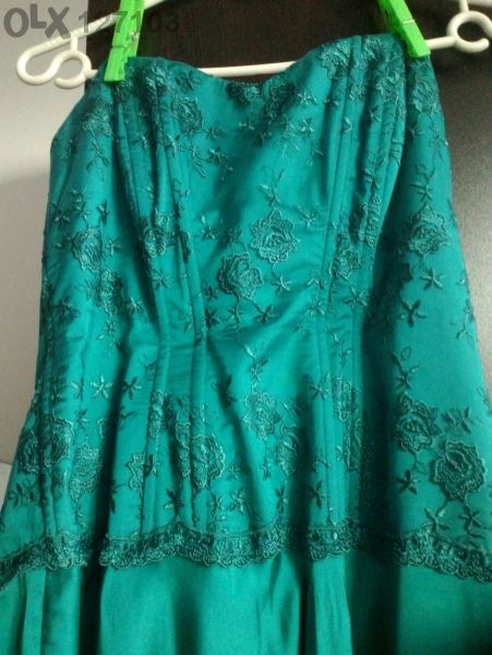 бална рокля