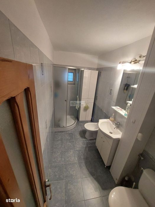 Apartament 3 camere /PARTER/Focsani/72 mp/SCOALA 10