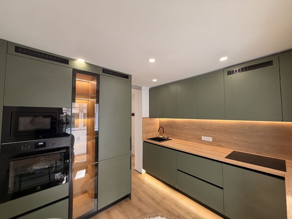 Inchiriez 2 camere Dr Taberei