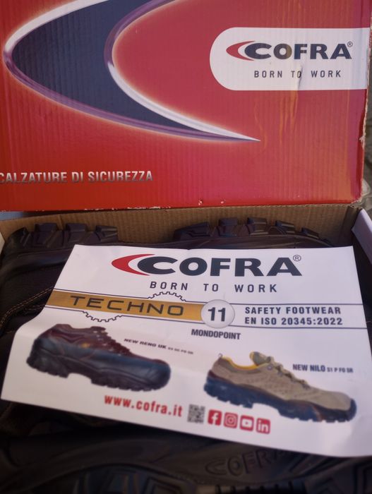 Работни обувки  номер 42