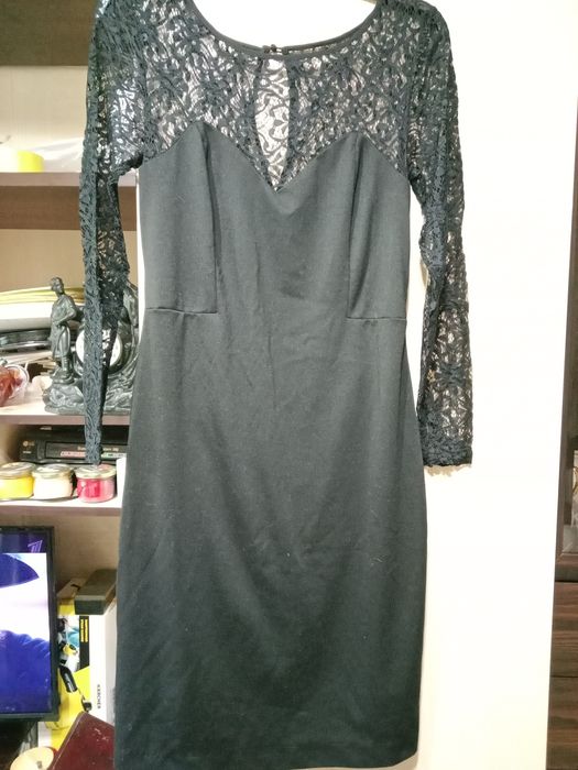 Продам новые платье