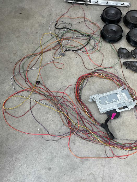 Sistem audio Dynaudio VW Touareg 7P