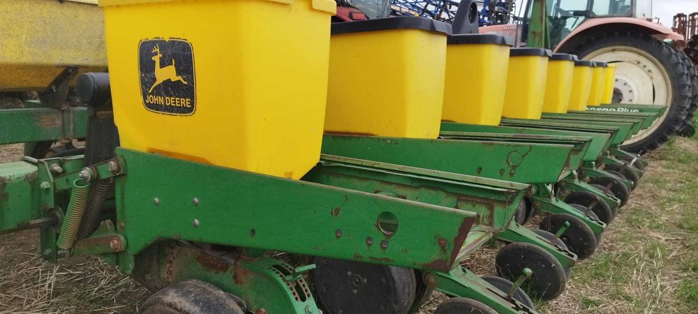 Semanatoare prasitoare John Deere 1780, 8 randuri