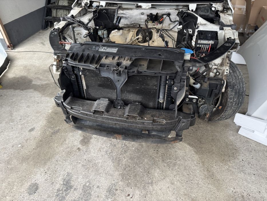 Trager,bara spate,oglinda/oglinzi,haion/luneta,parbriz pt vw tiguan