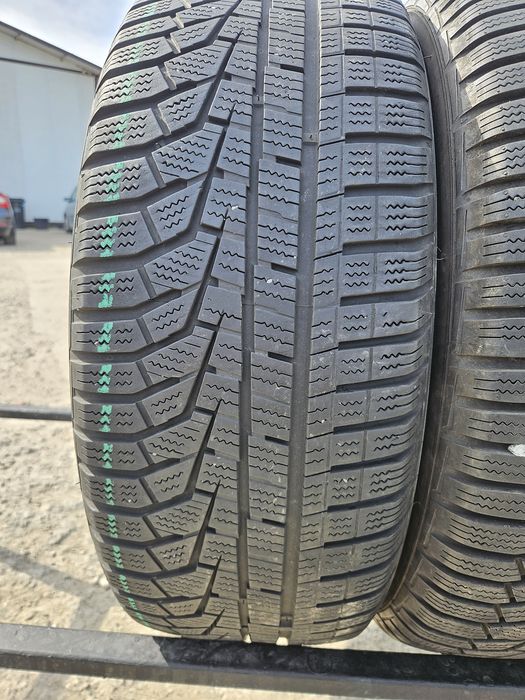 Vând anvelope iarna 215/60/16 215/60r16 HANKOOK