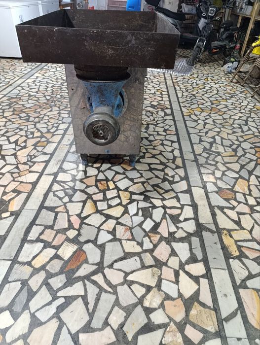 МЯСОРУБКА сoтилади