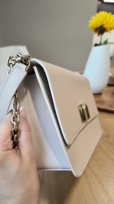 Бежова чанта FURLA оригинална