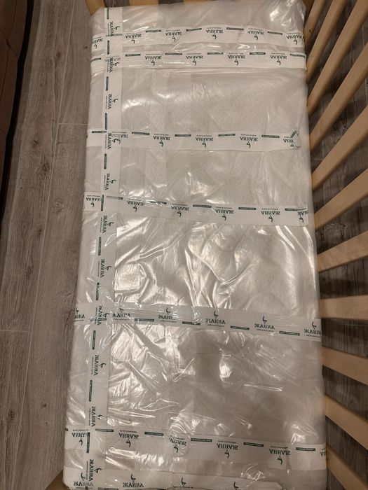 Манежка / детская кровать на возраст 0-2