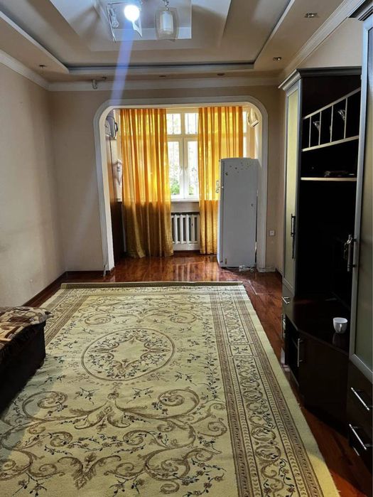 Срочно 2 ком буюк ипак йули балкон 1.5*3