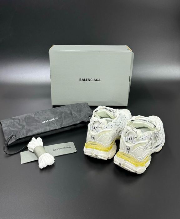 Balenciaga Runner Бял